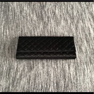 Chi hot Iron carrier